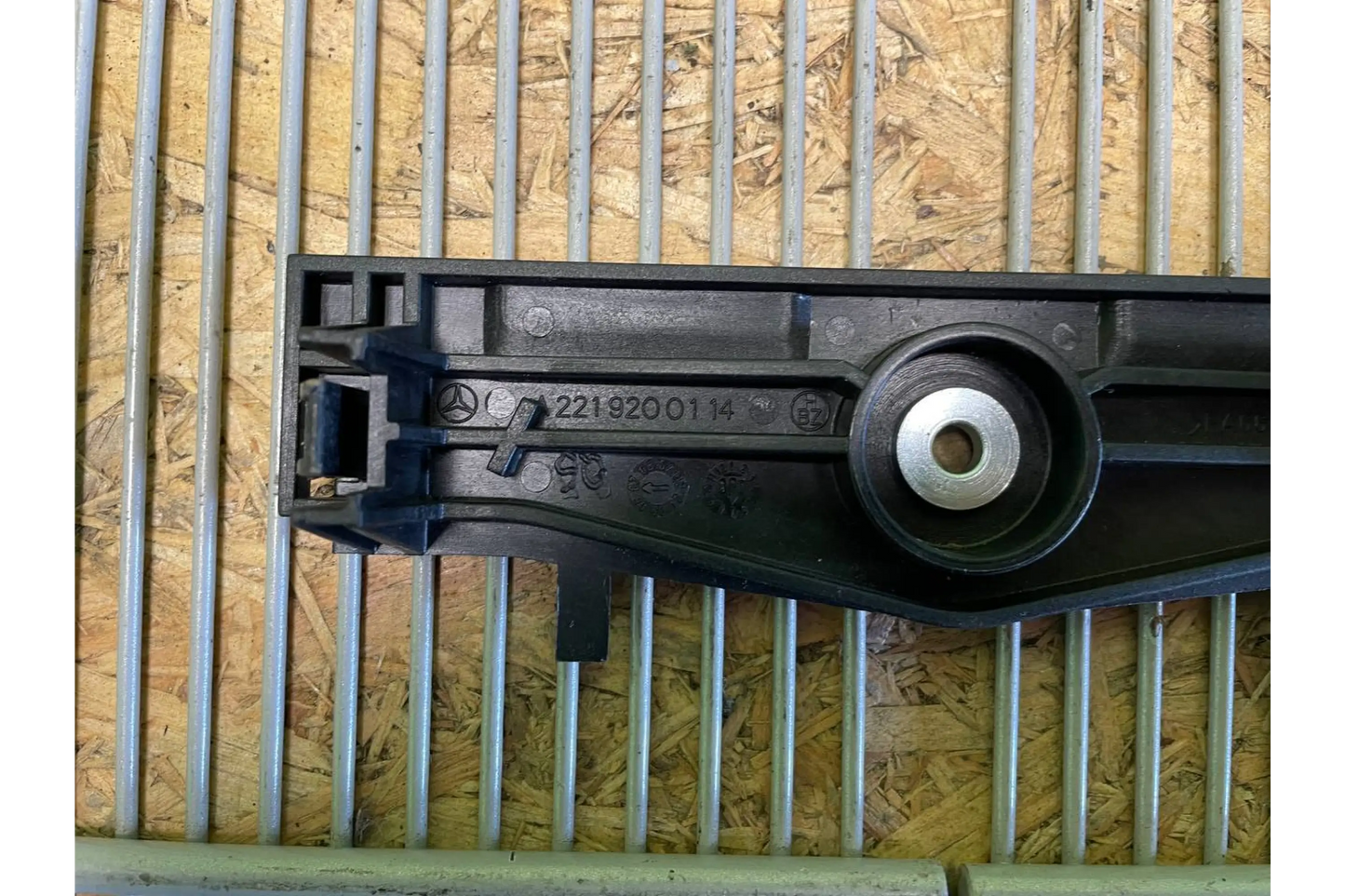 Mercedes-Benz S-Class W221 Rear seat holder - seat holder