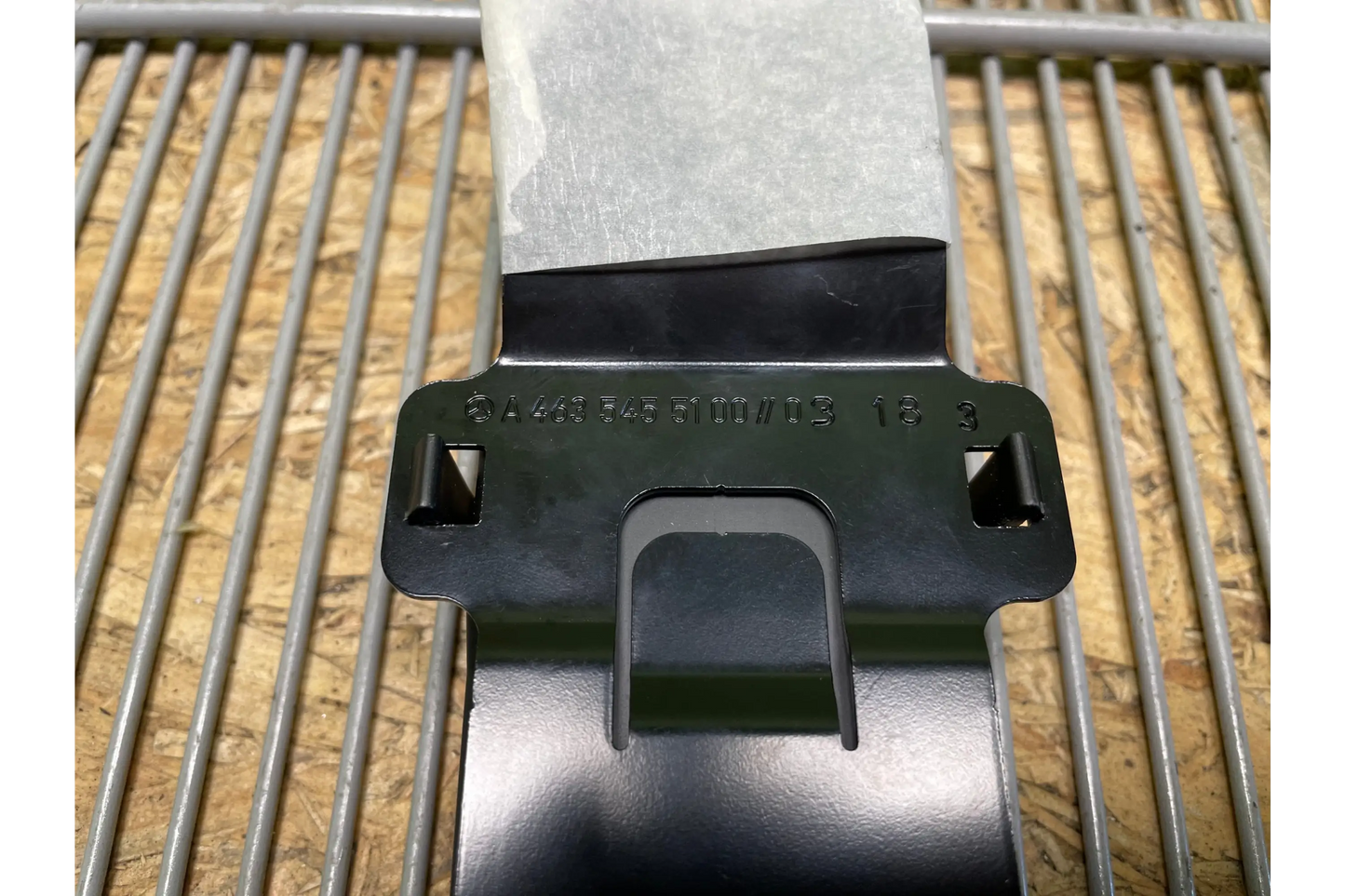 Mercedes-Benz S-Class W222 Rear seat control unit - mounting bracket