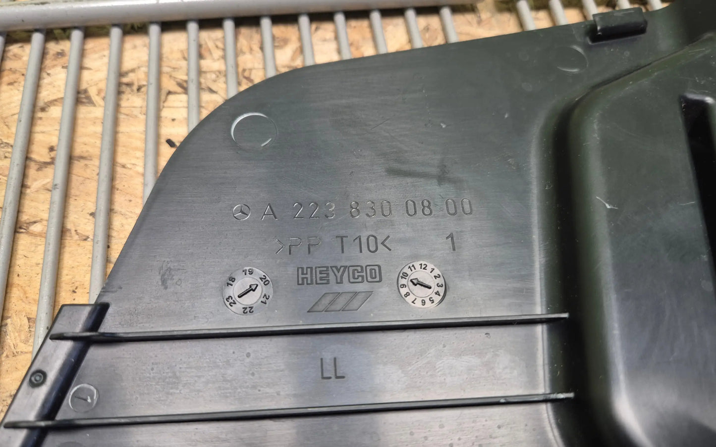 Mercedes-Benz S-Class W223 Right hand sub roof - sub roof