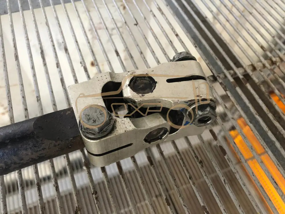 Mercedes G-Class W463 Steering Column