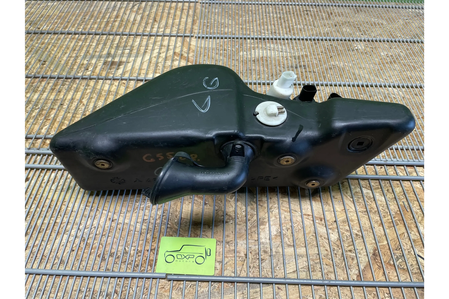 Mercedes G-Class W463 Windshield Washer Reservoir