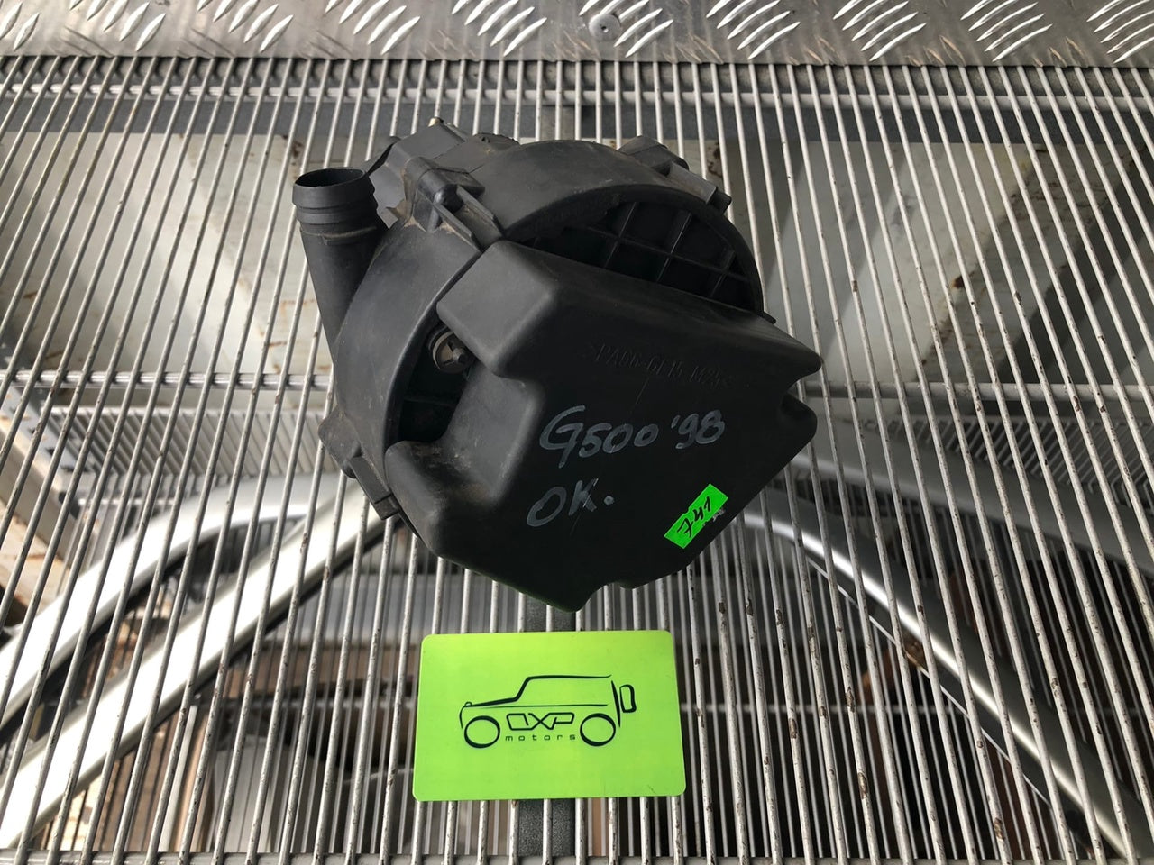 Mercedes-Benz G-Class W463 Secondary Air Pump