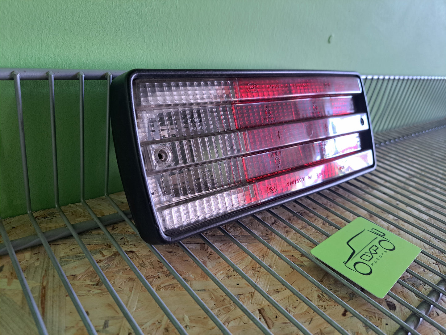 Mercedes-Benz G-Class W463 Tail light