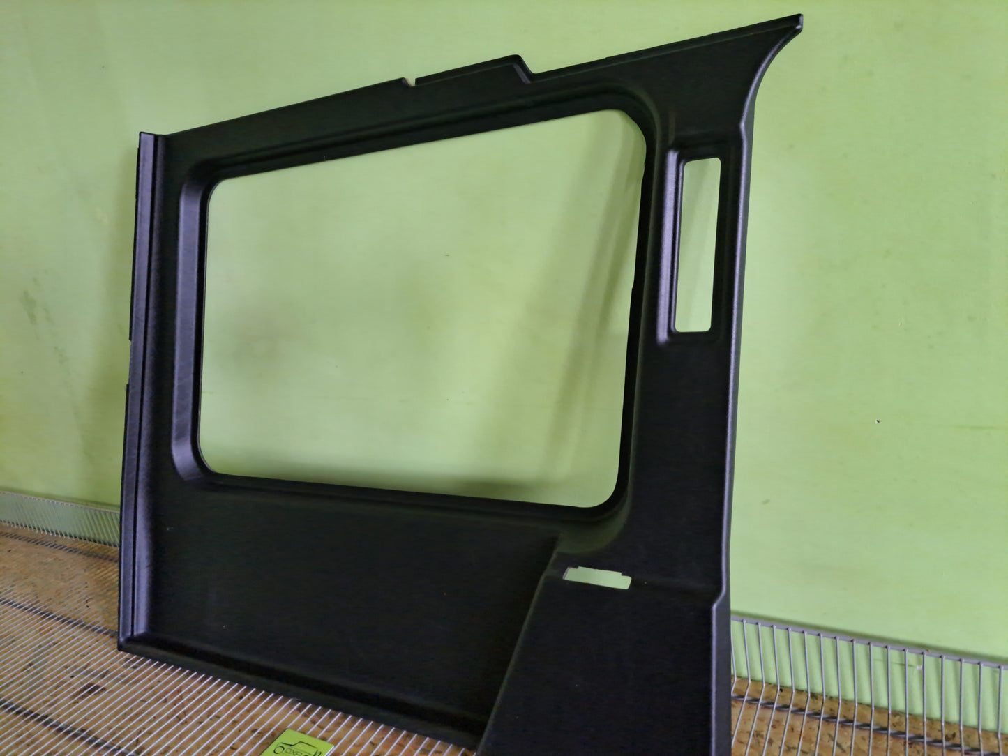 Mercedes-Benz G-Class W463 Trunk trim cover