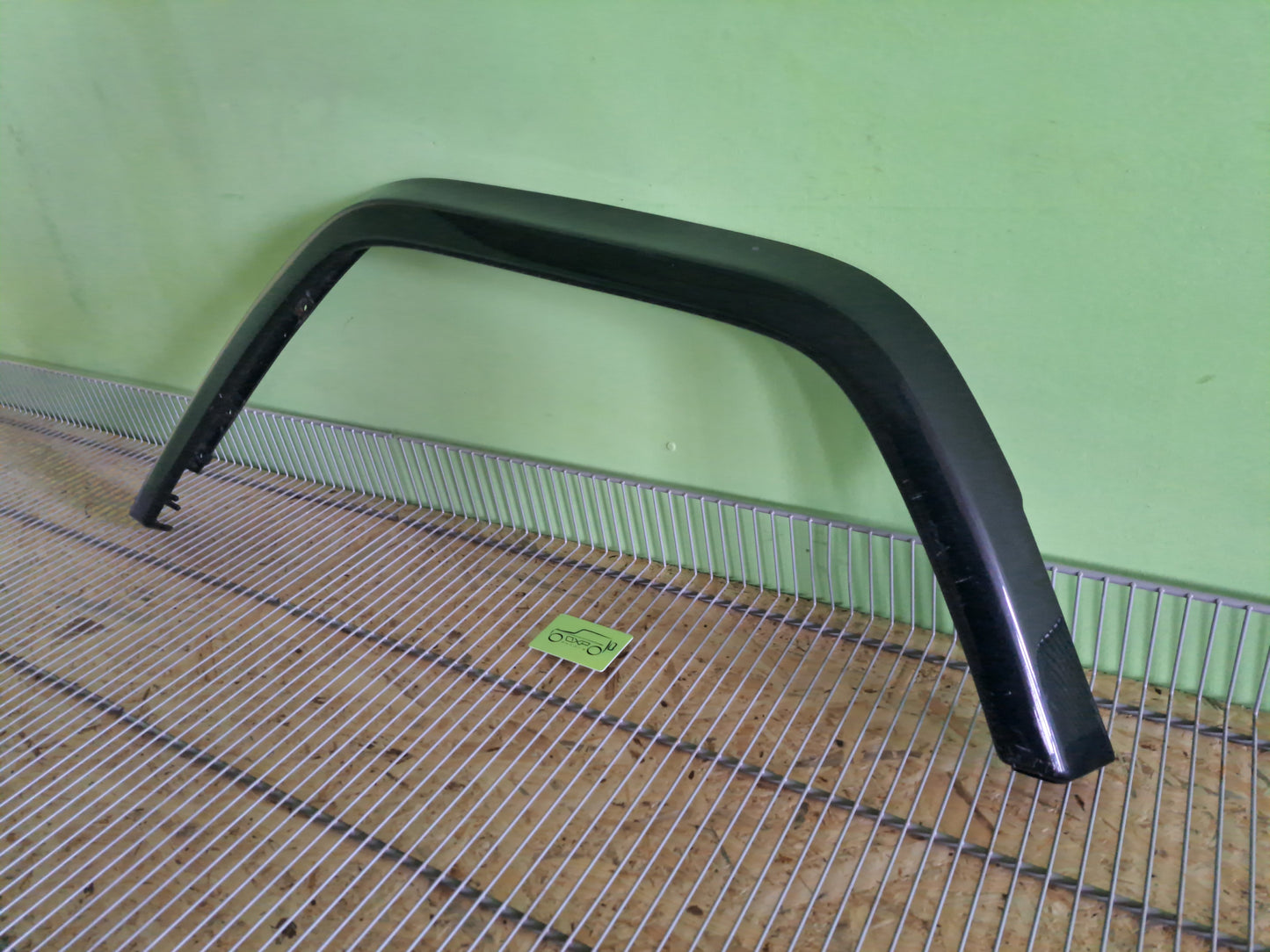 Mercedes-Benz G-Class W463 Fender flare rear left