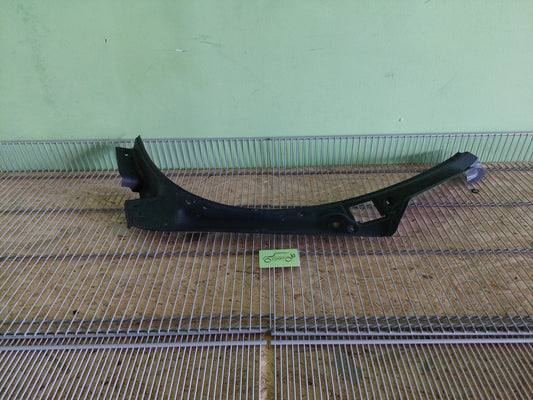 Mercedes-Benz GL-Class W164 Rear left D-pillar trim