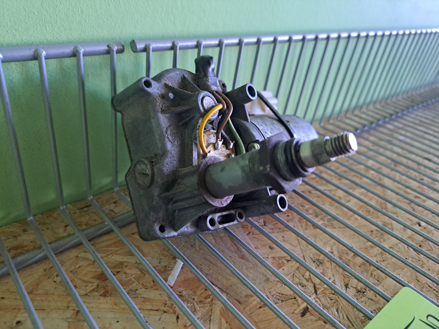 Mercedes-Benz G-Class W463 Wiper Motor Rear