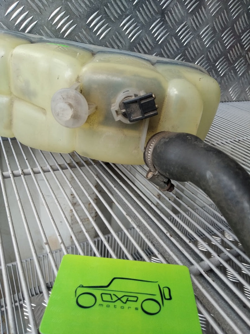 Mercedes-Benz G-Class W463 Expansion Tank Coolant