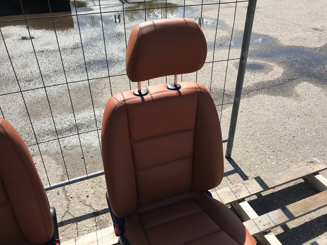 Mercedes-Benz G-Class Classe Leather seats (All Models 2001-2011)