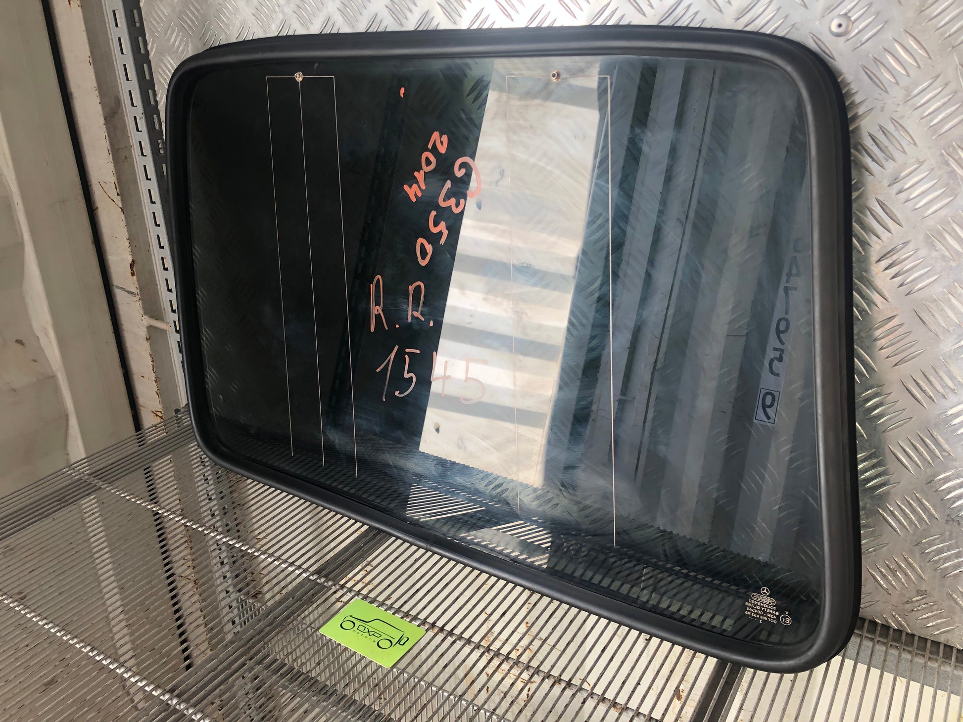 Mercedes-Benz G-Class W463 Heated rear right side window - OXPParts