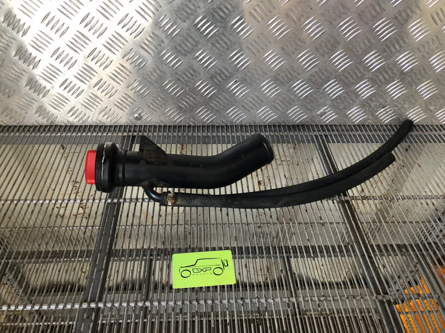 Mercedes-Benz G-Class W463 G350 2014 Fuel filler neck