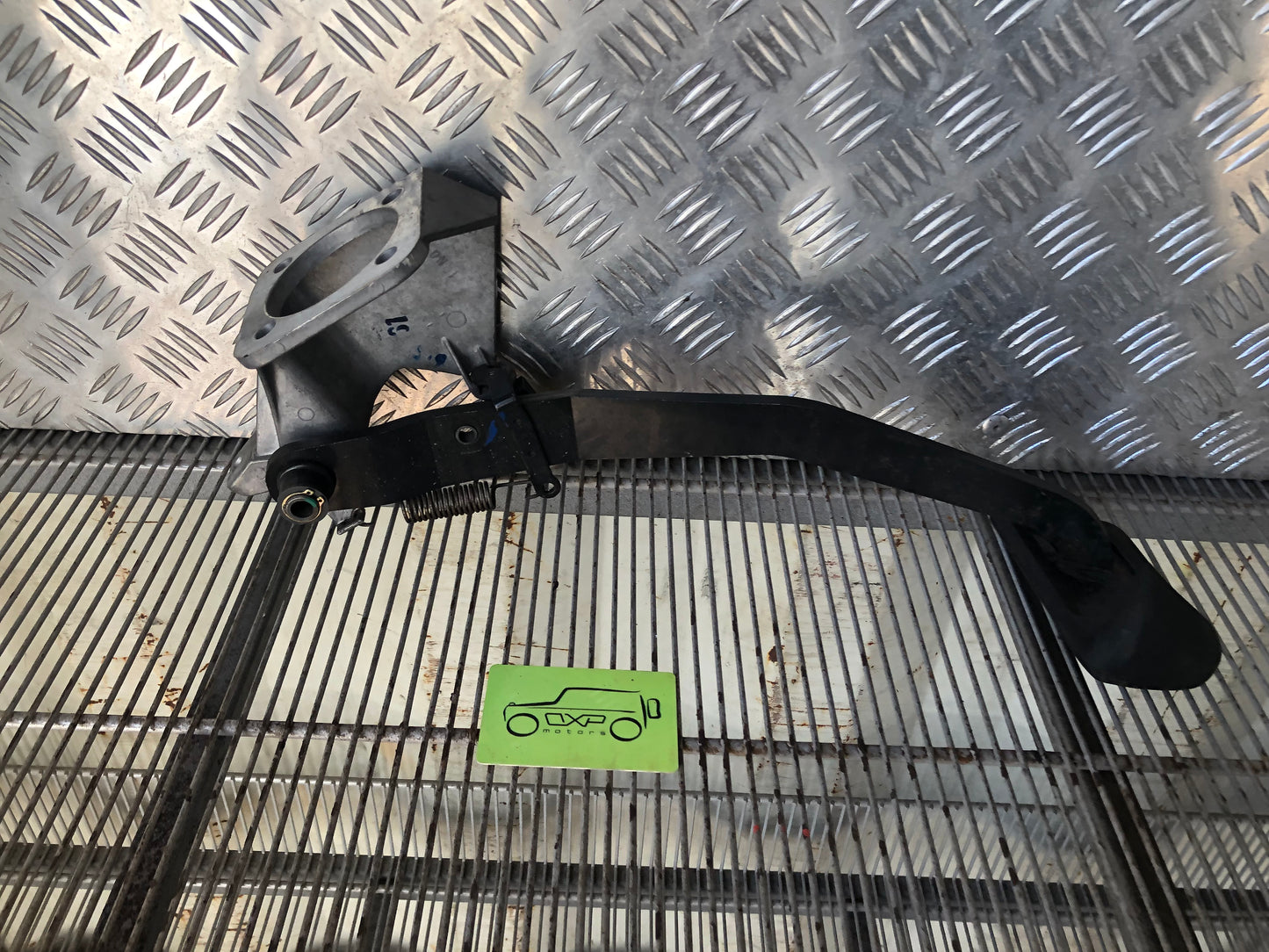 Mercedes-Benz G-Class W463 Brake pedal - OXPParts