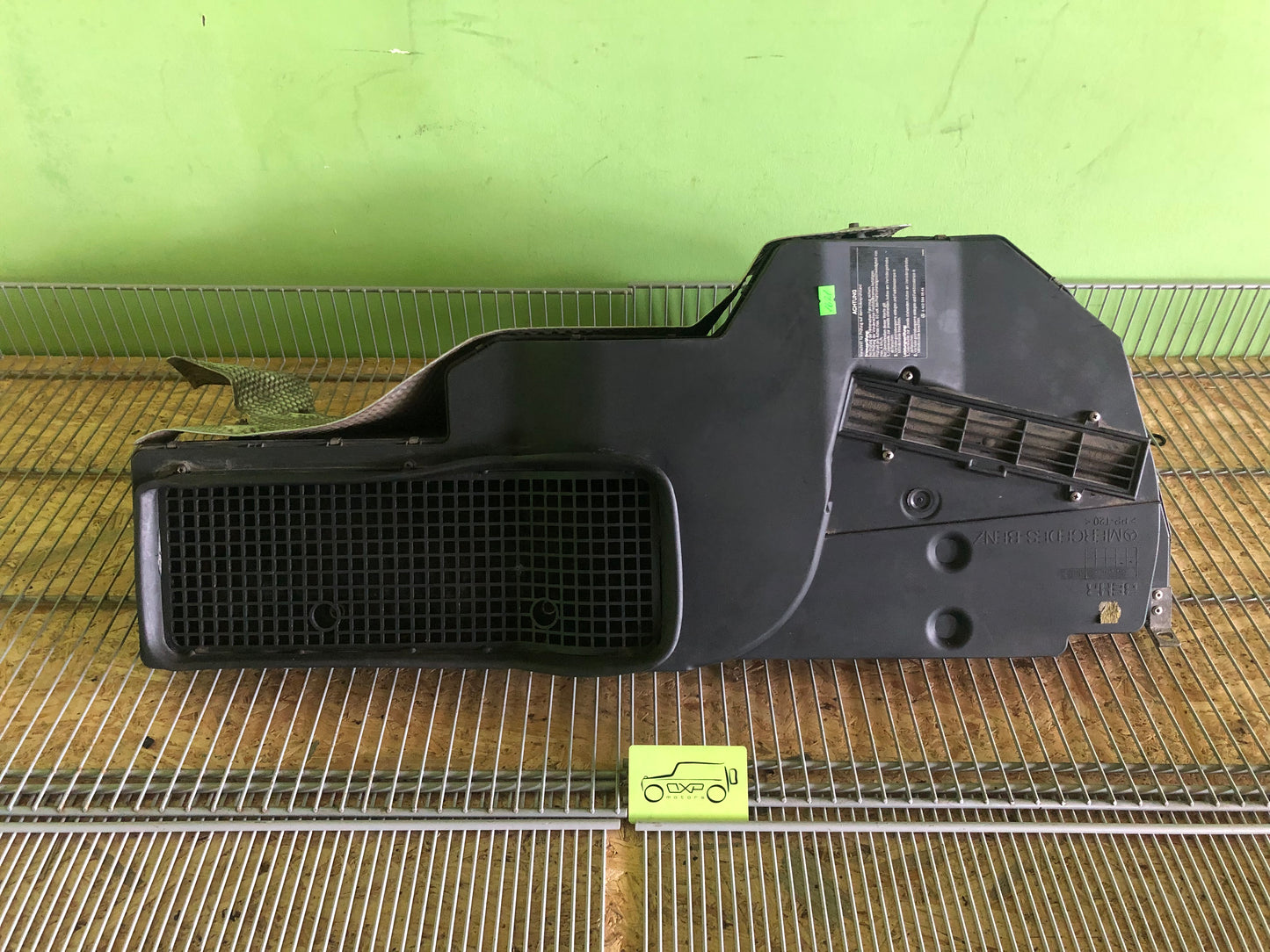 Mercedes-Benz G-Class W463 Intake heater housing box