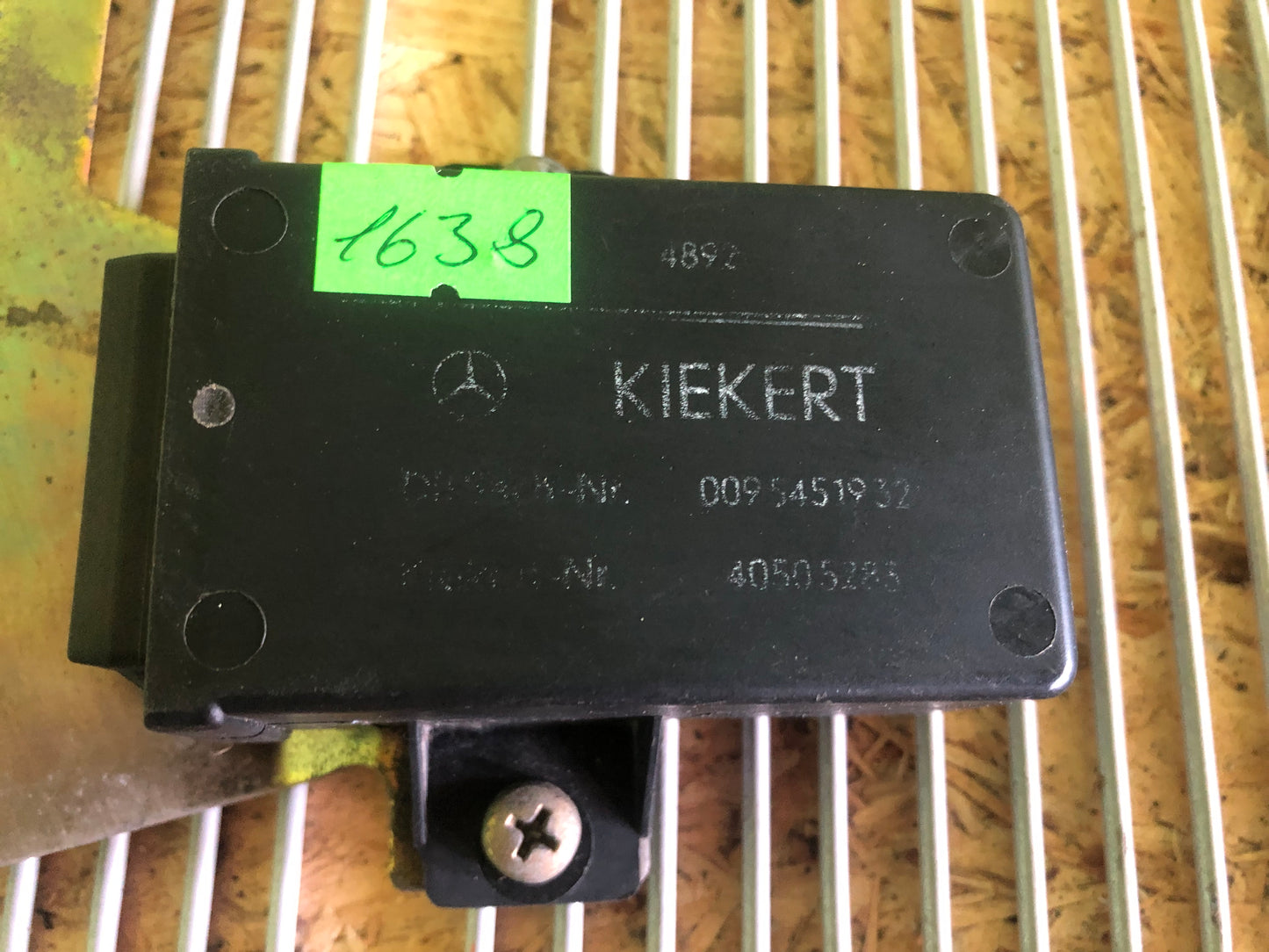 Mercedes-Benz G-Class W463 G350 Central locking control unit