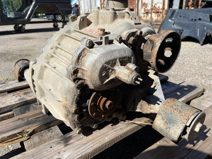 Mercedes-Benz G-Class W463 G350 93. Transfer Case