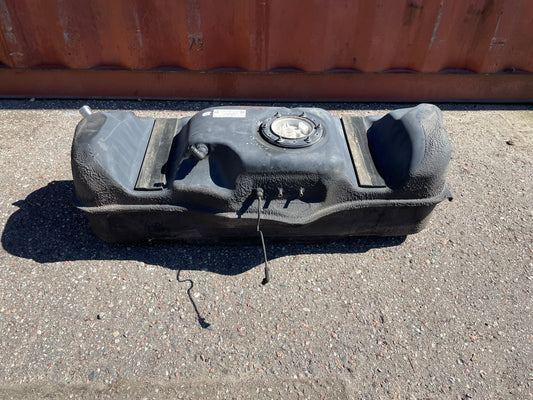 Mercedes-Benz G-Class W463 G350 Bluetec 15. Fuel Tank