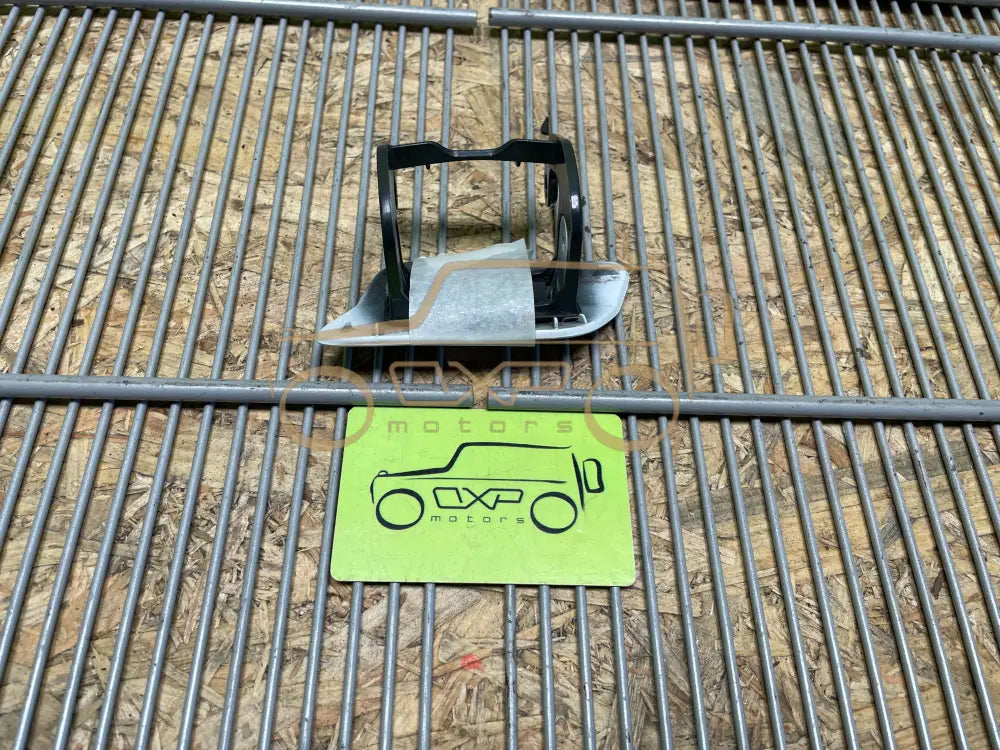 BMW 5 E60 E61 Right cover trim headlight cleaning system - cover trim headlight