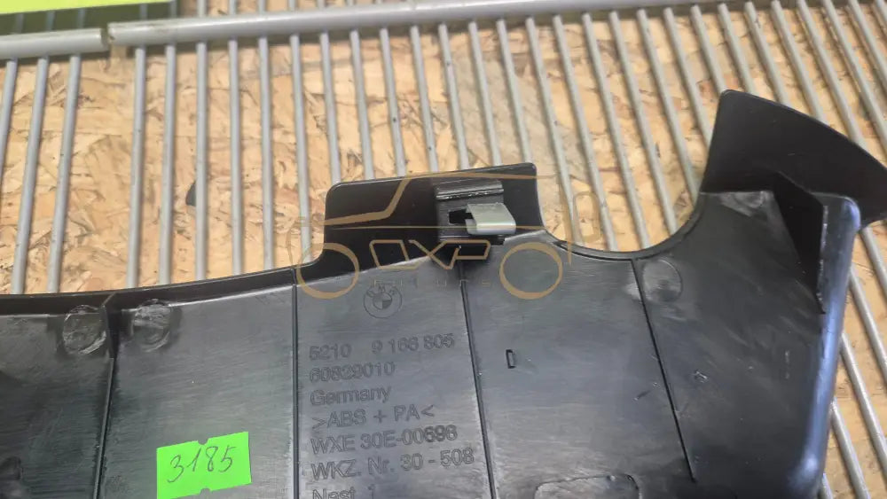 BMW 5 F10 Seat Trim Details - seat trim