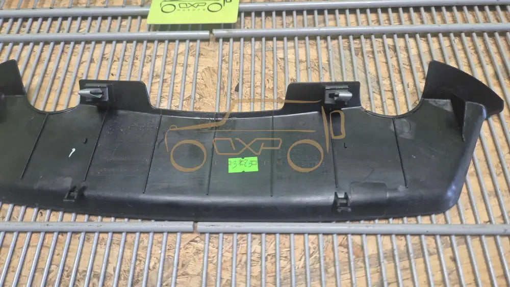 BMW 5 F10 Seat Trim Details - seat trim