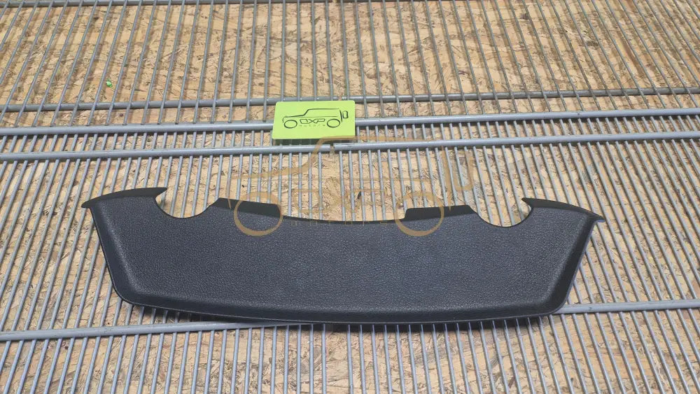 BMW 5 F10 Seat Trim Details - seat trim