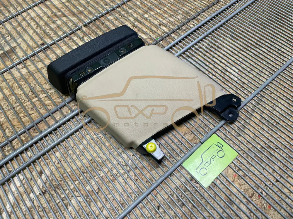 BMW 5 Gran Turismo F07 Left B-Pillar trim cover - b-pillar trim