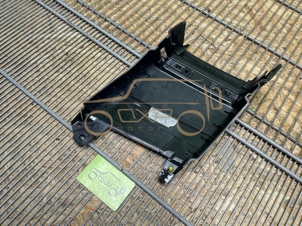 BMW 5 Gran Turismo F07 Left B-Pillar trim cover - b-pillar trim