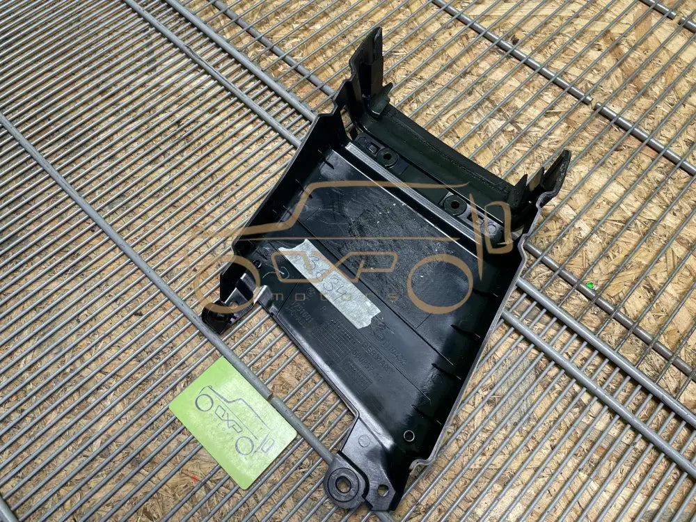 BMW 5 Gran Turismo F07 Right B-Pillar trim cover - b-pillar trim