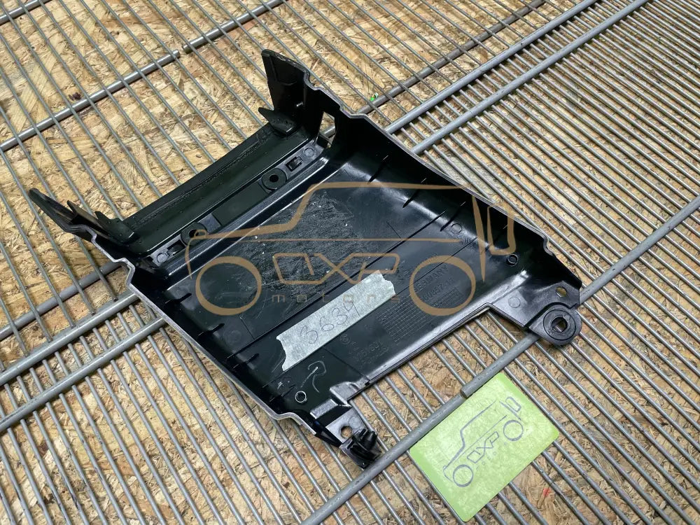 BMW 5 Gran Turismo F07 Right B-Pillar trim cover - b-pillar trim