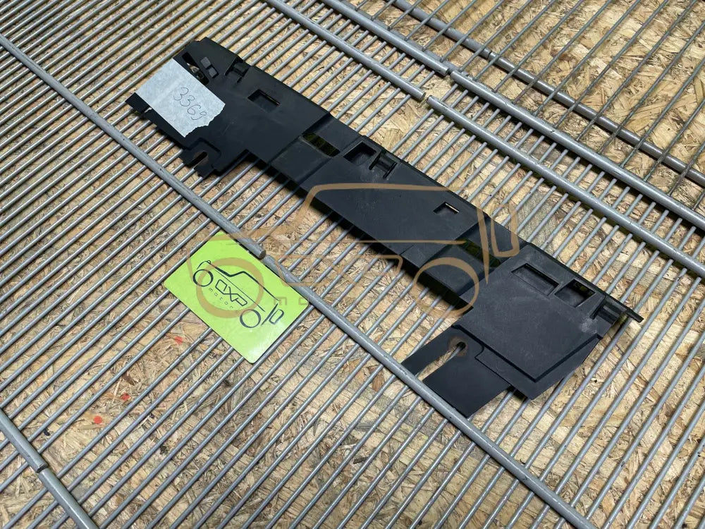 BMW 7 E38 Right headlight bracket - headlight bracket