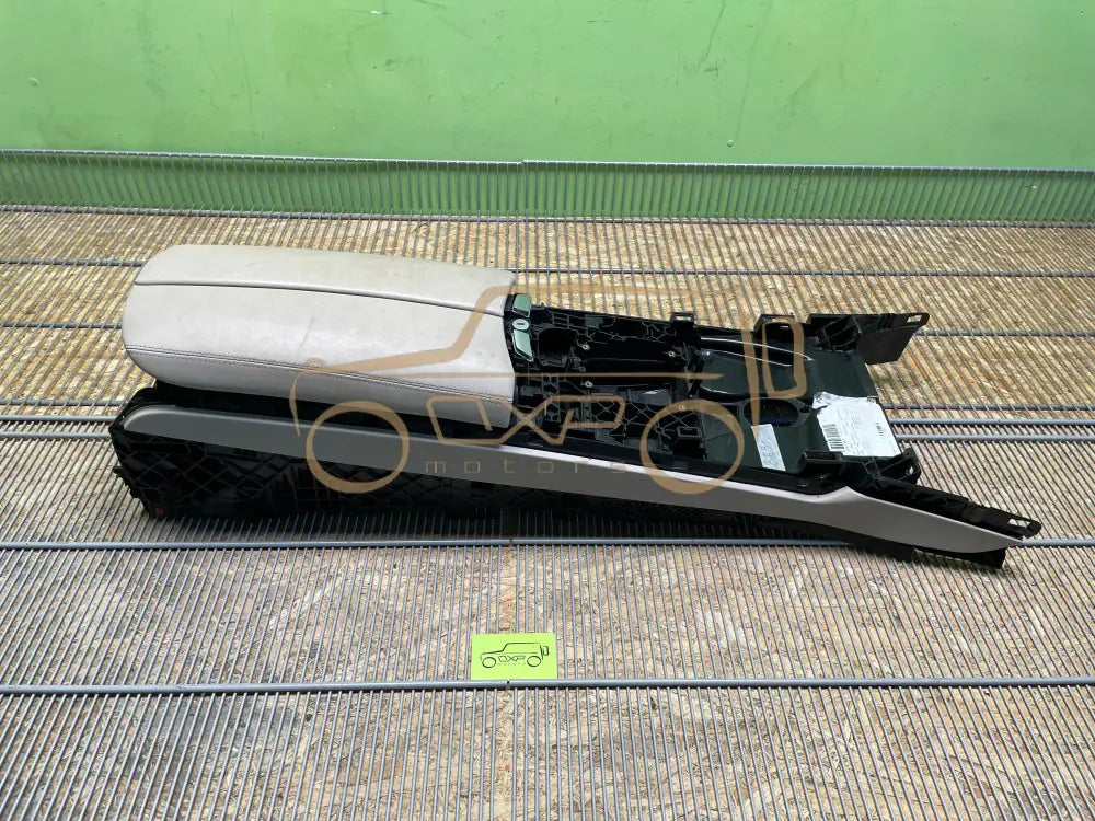 BMW 7 F01 F02 F03 F04 Center console armrest - armrest