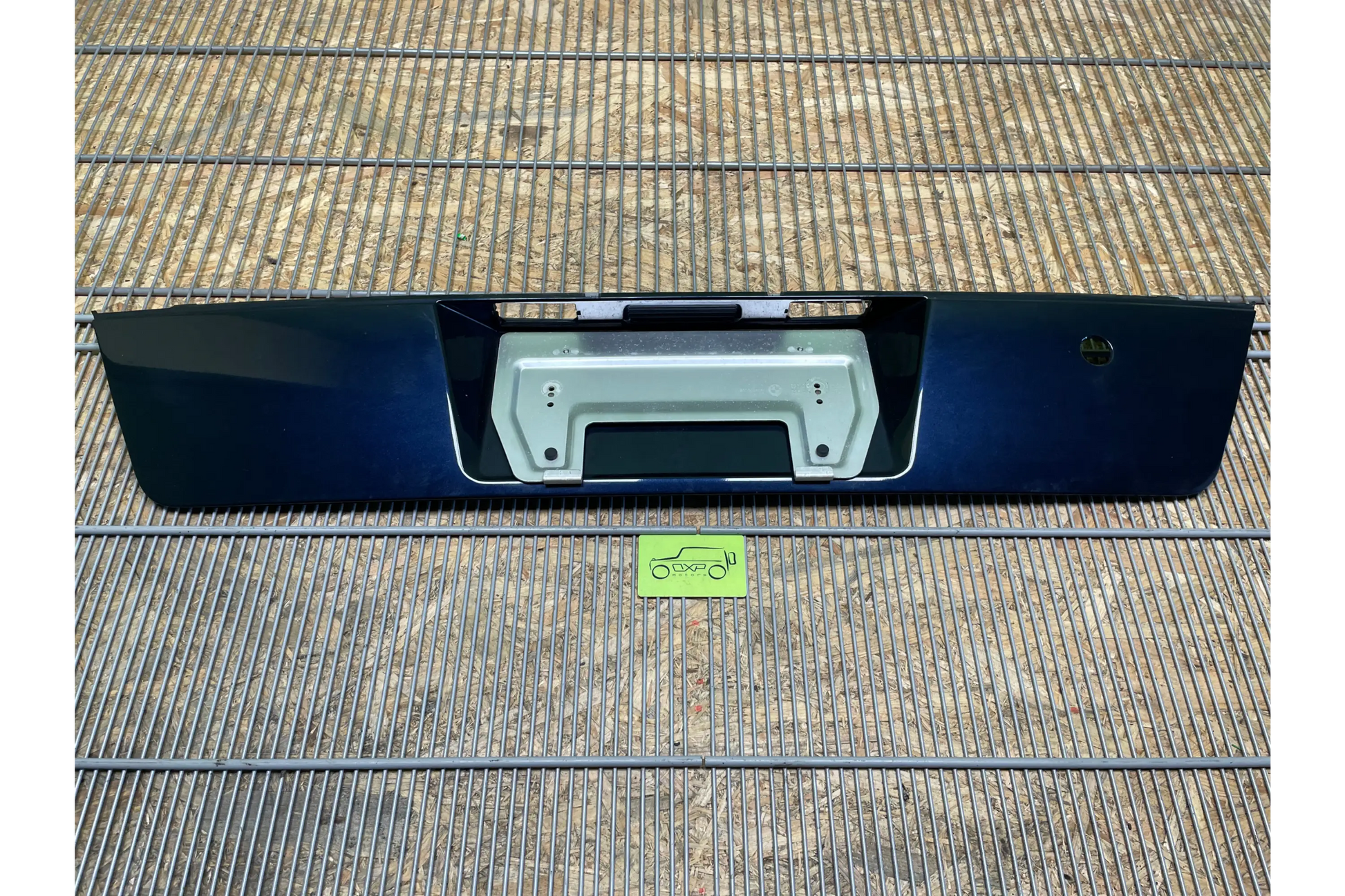BMW 7 Series E38 Japan Style Rear License Plate Holder - license plate holder