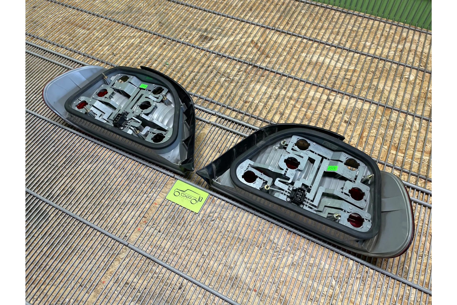 BMW 7 Series E38 Tail light set - taillights