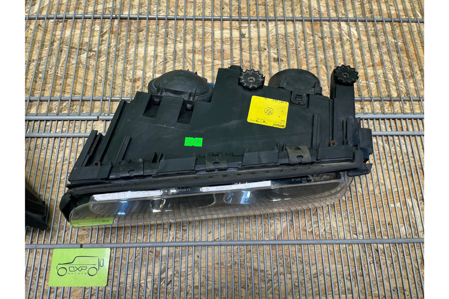 BMW 7 Series E38 Xenon Headlights - headlights