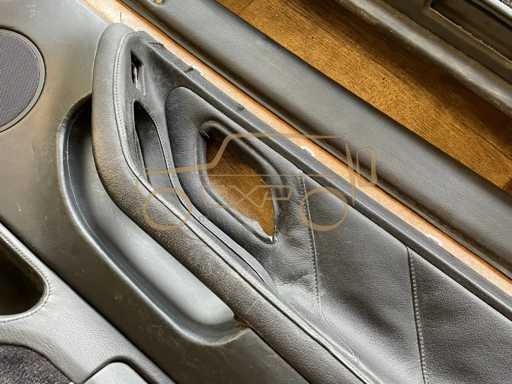 BMW E38 (7 Series) Front door panel set - Door panel set