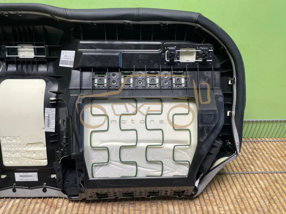 BMW F01 (7 Series) Rear seat - Rear seat