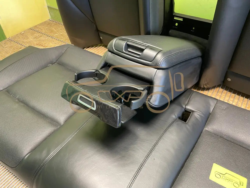 BMW F01 (7 Series) Rear seat - Rear seat