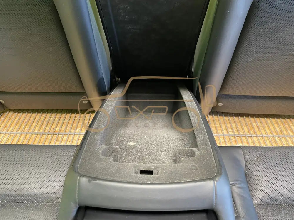 BMW F01 (7 Series) Rear seat - Rear seat