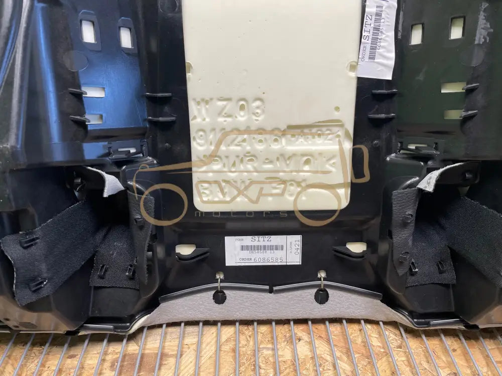 BMW F01 (7 Series) Rear seat - Rear seat