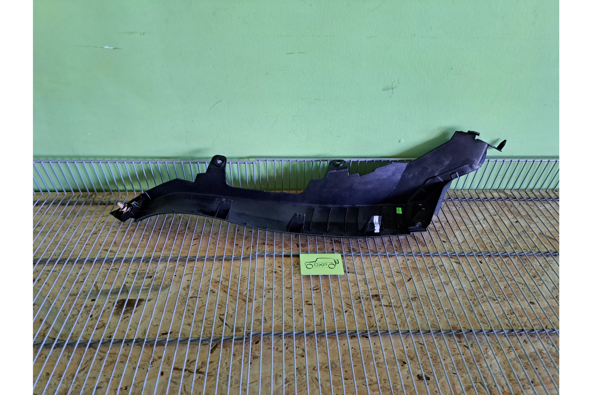 BMW F01 Verkleidung der Seitenverkleidung hinten rech/Rear right side panel trim - side panel trim