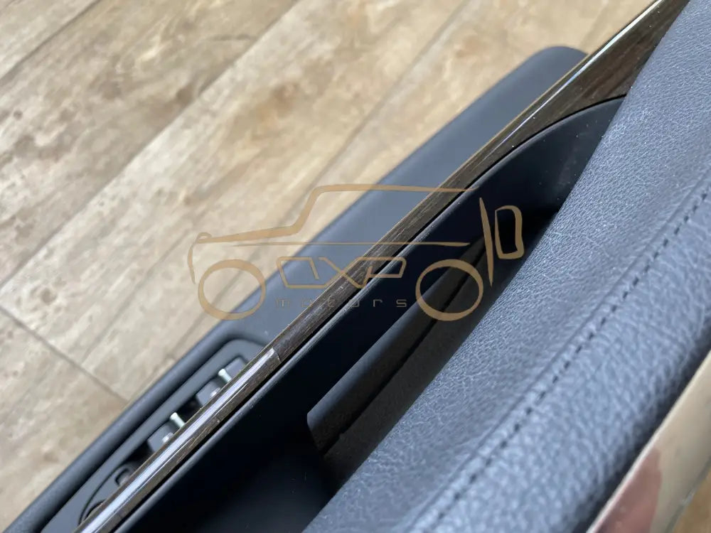 BMW F02 (7 Series Long) Door panel set with center console - Door panel set