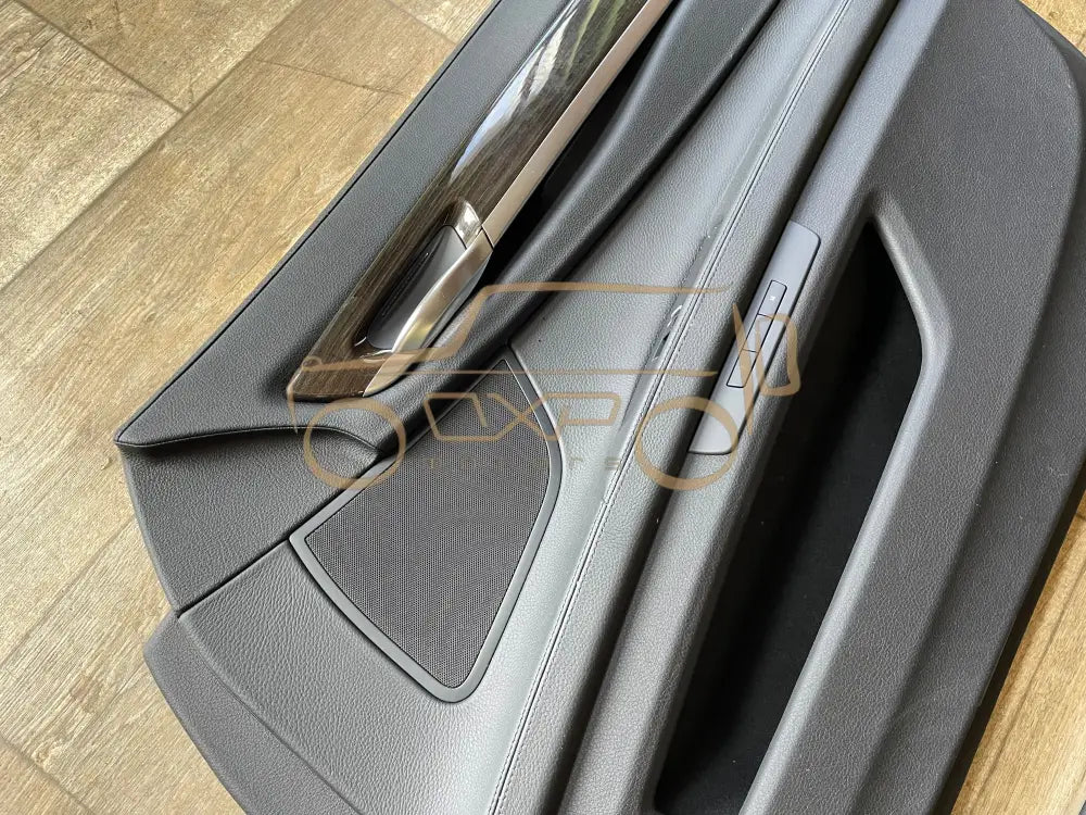 BMW F02 (7 Series Long) Door panel set with center console - Door panel set