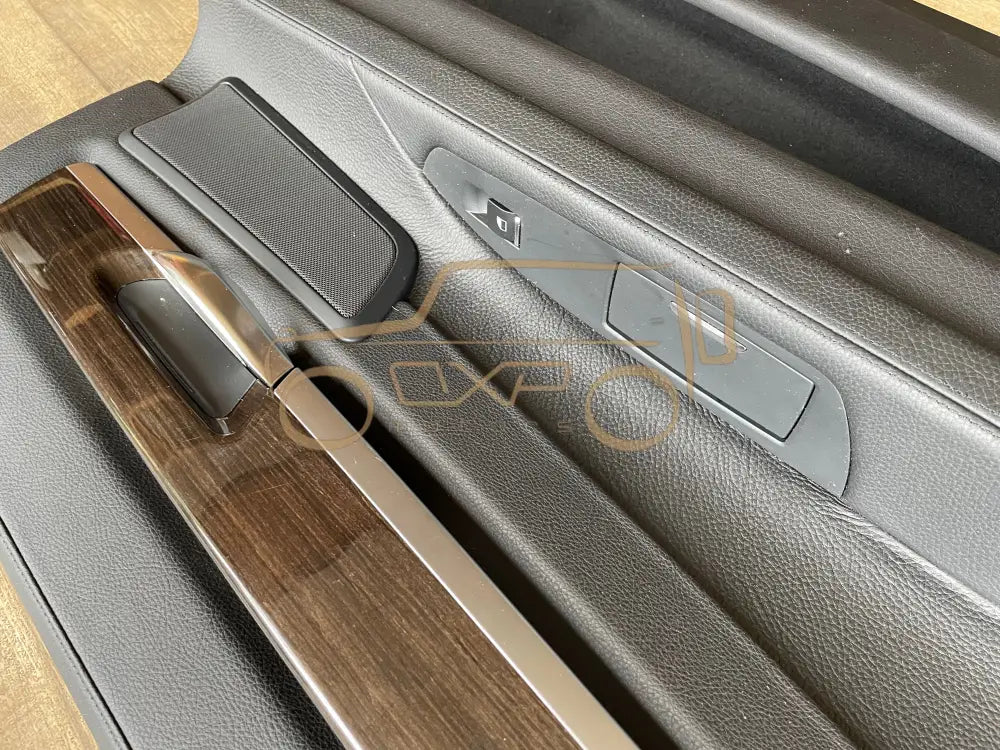 BMW F02 (7 Series Long) Door panel set with center console - Door panel set