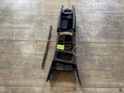 BMW F02 (7 Series Long) Door panel set with center console - Door panel set