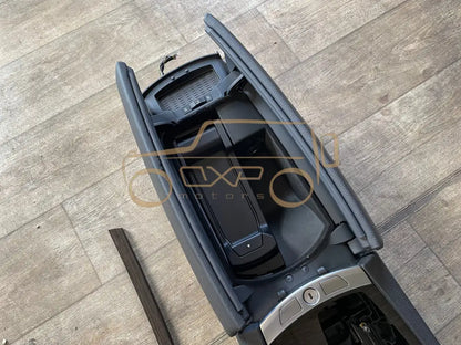 BMW F02 (7 Series Long) Door panel set with center console - Door panel set