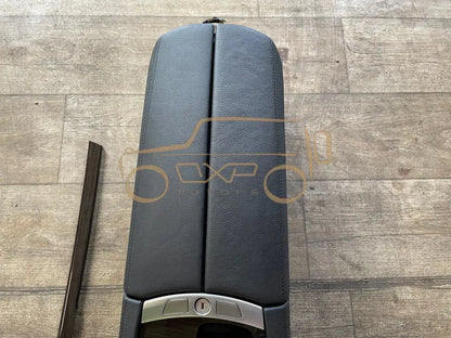 BMW F02 (7 Series Long) Door panel set with center console - Door panel set