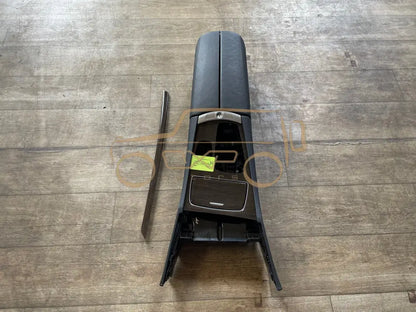 BMW F02 (7 Series Long) Door panel set with center console - Door panel set