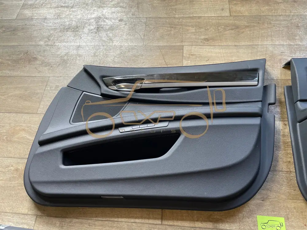 BMW F02 (7 Series Long) Door panel set with center console - Door panel set