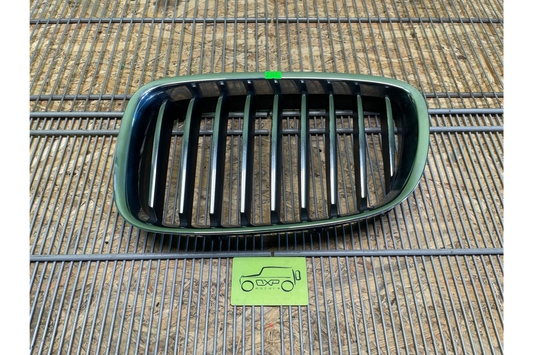 BMW F07 GT5 Front grille right - front grille