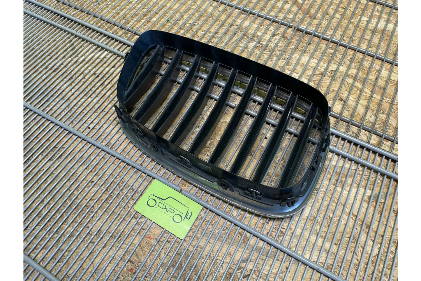 BMW F07 GT5 Front grille right - front grille