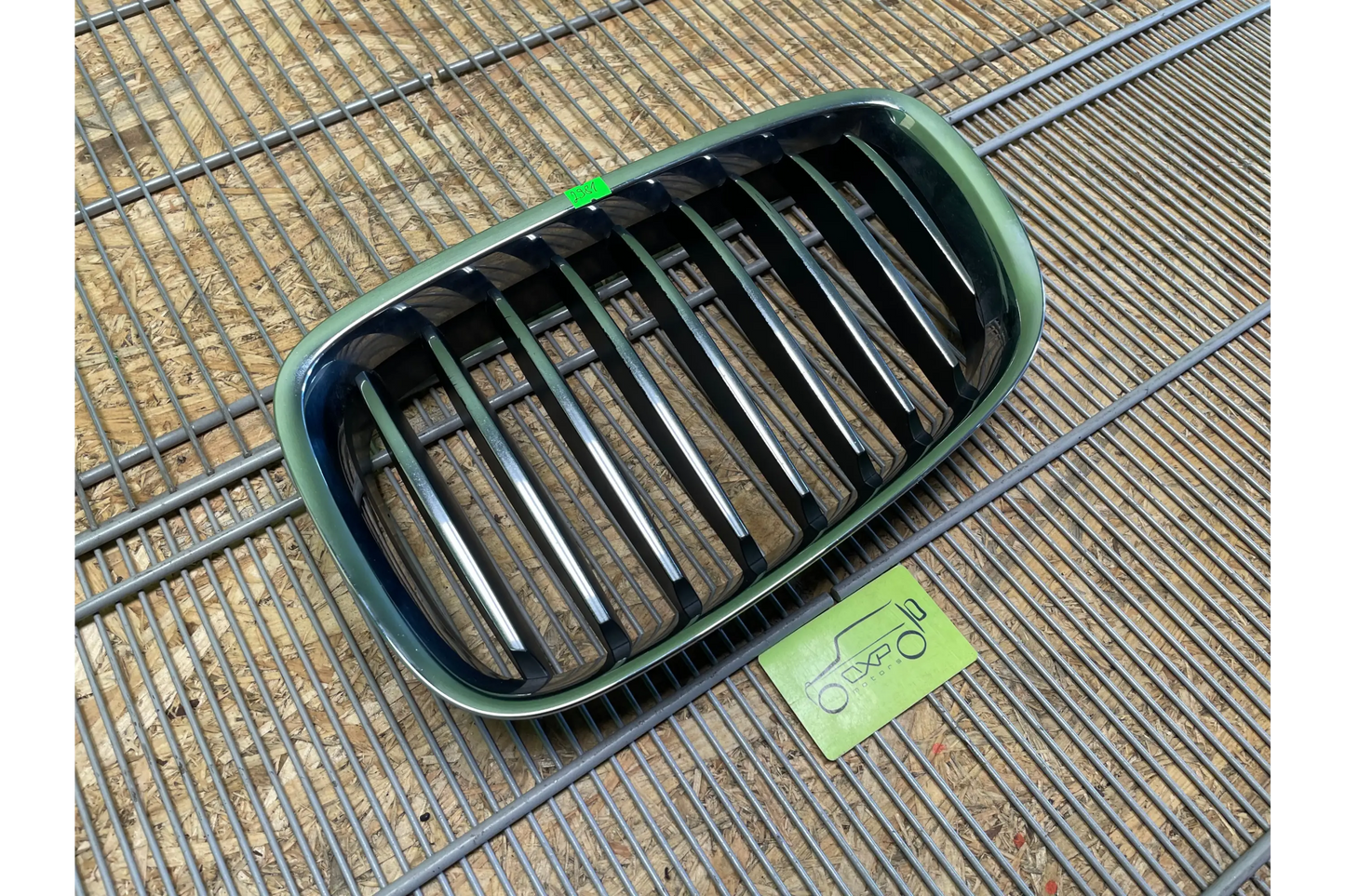 BMW F07 GT5 Front grille right - front grille